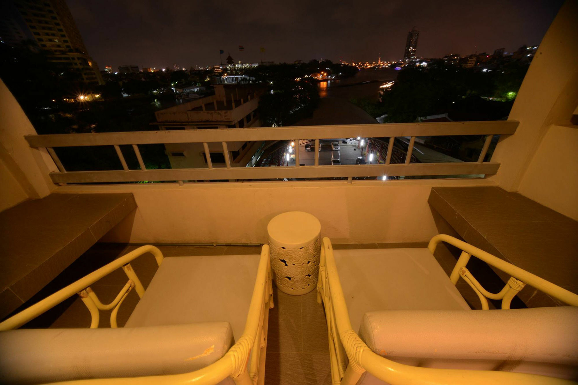 Riverview Residence Bangkok Exterior foto